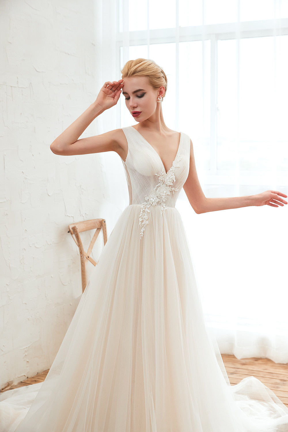 Affordable Tulle V-Neck Ruffle Long Wedding Dress with Appliques-27dress