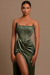 Attractive Green Sleeveless Strapless Mermaid Split Prom Dress With Pleated