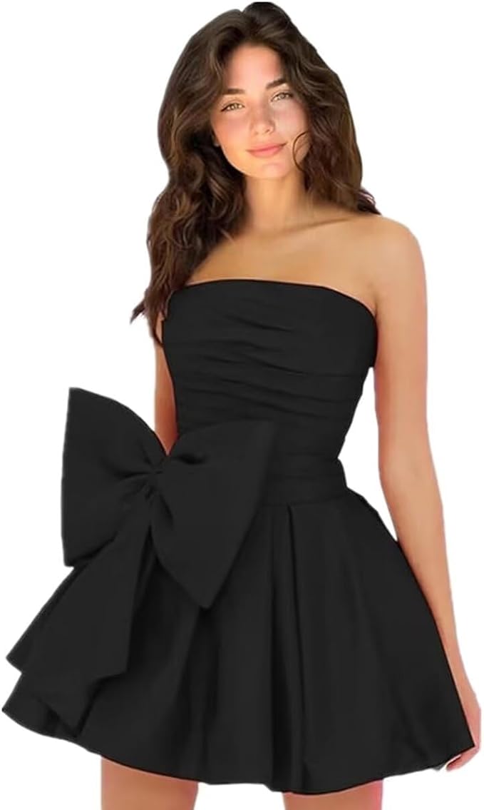 Chic Short A-line Sleeveless Strapless Ruched Lace Up Homecoming Dresses with Bow
