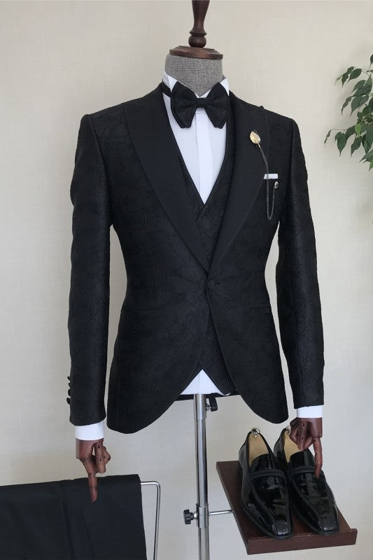 Black Jacquard Peaked Lapel Three Pieces Men Suits For Wedding