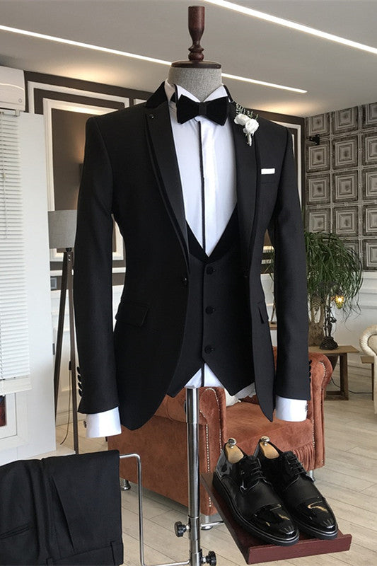 Notched Lapel Three Pieces Formal Black Wedding Suits