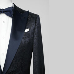 Peaked Lapel Two Pieces Jacquard Slim Fit Black Prom Suits