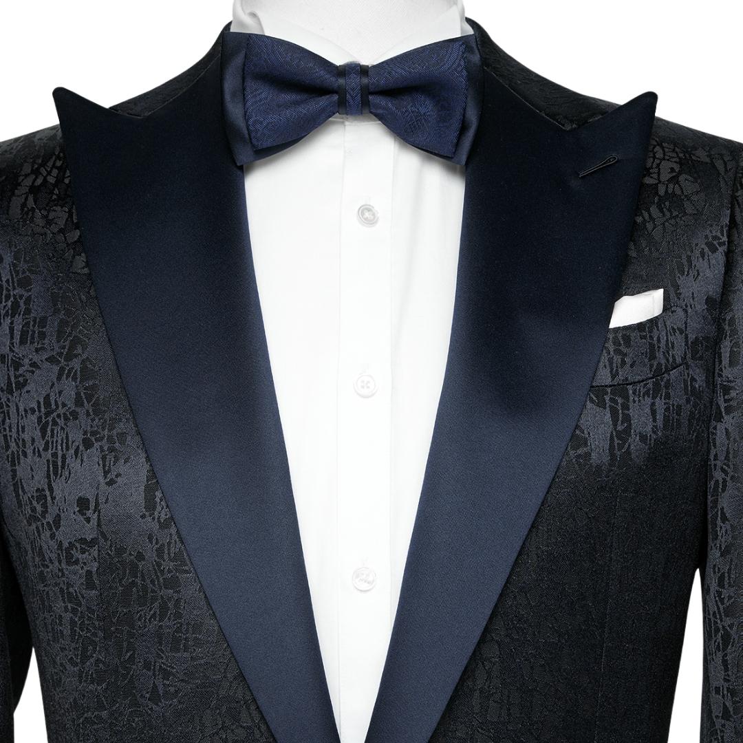 Peaked Lapel Two Pieces Jacquard Slim Fit Black Prom Suits