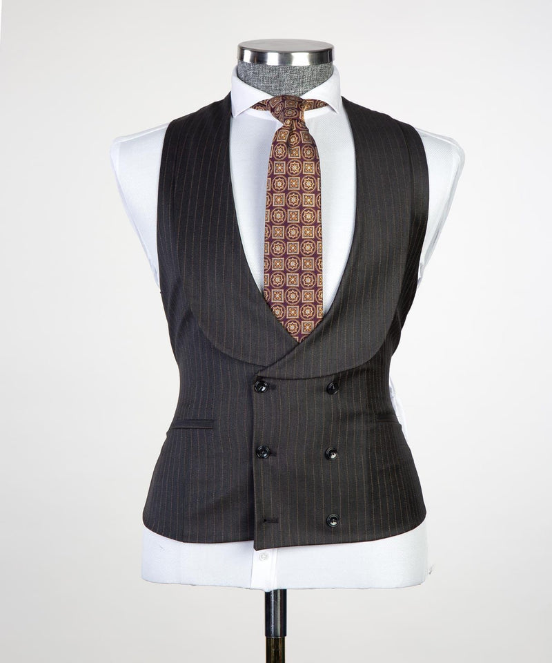 Black Stripe Peaked Lapel Three Pieces Business Men Suits