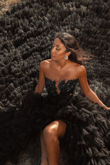 Black V-neck Sleeveless Tulle High Low Wedding Dresses with Beading-27dress