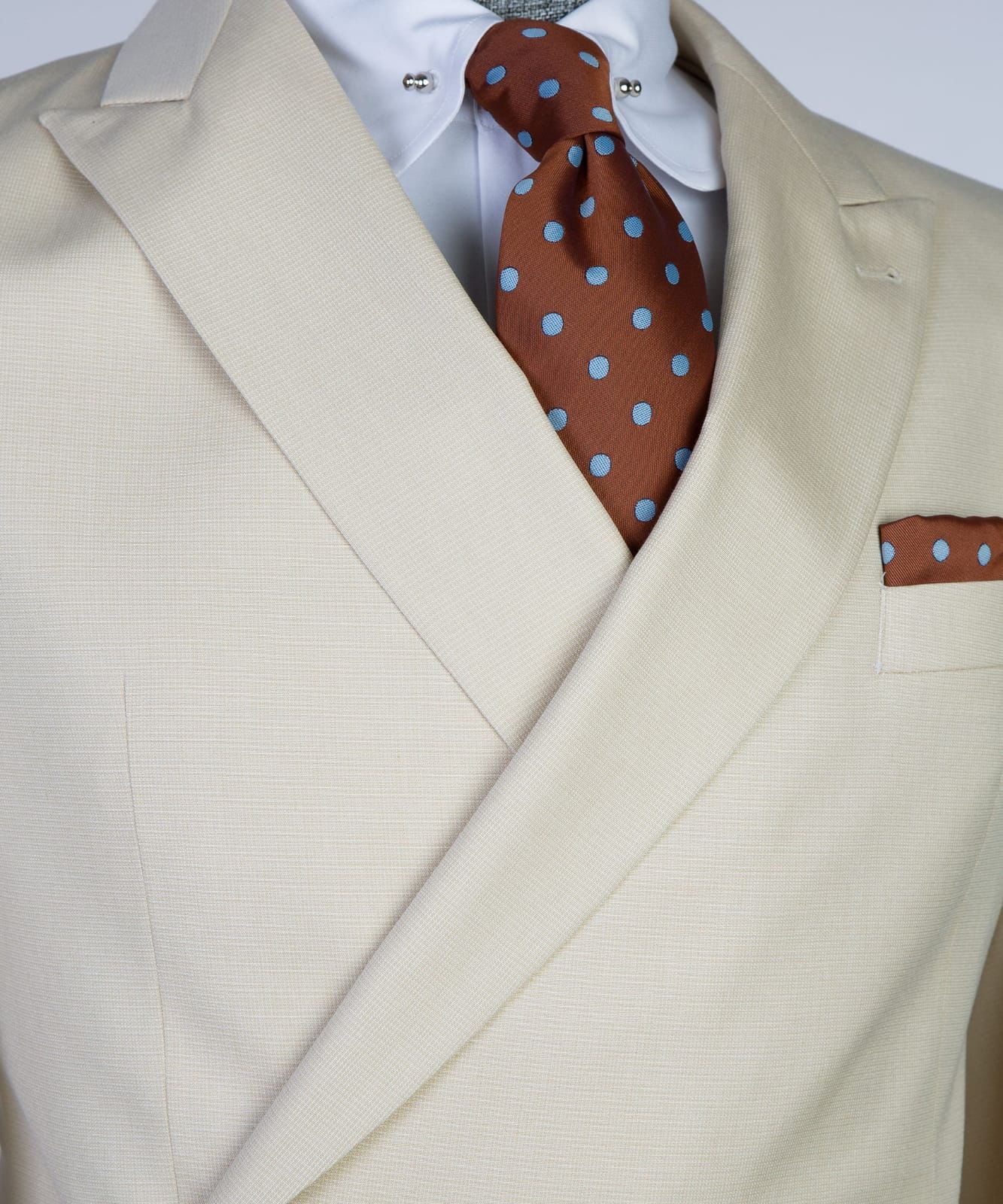 Champagne New Arrival Double Breasted Bespoke Men Suits