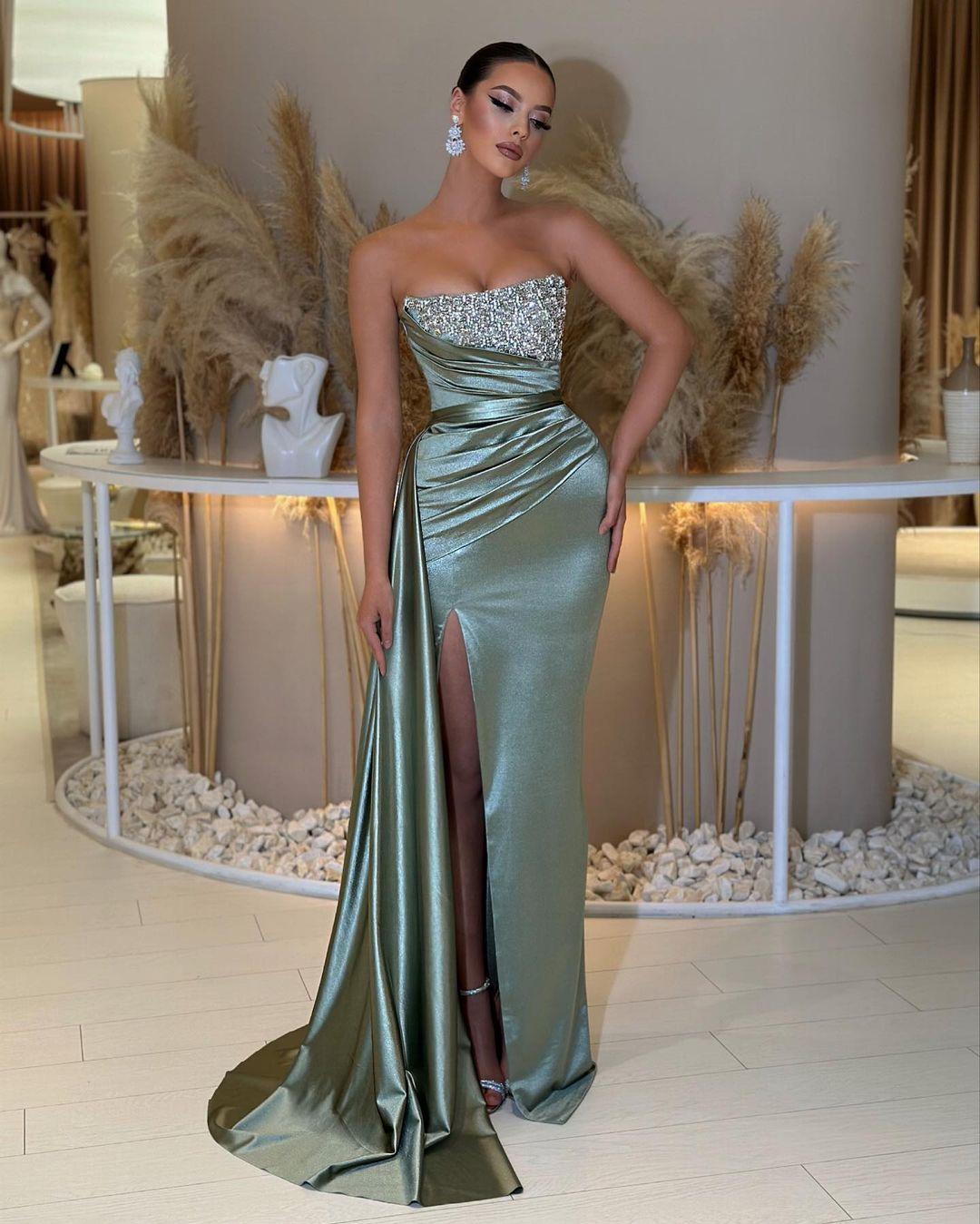 Charming Strapless Sleeveless Beading Sleeveless Split Prom Dress with Ruffles