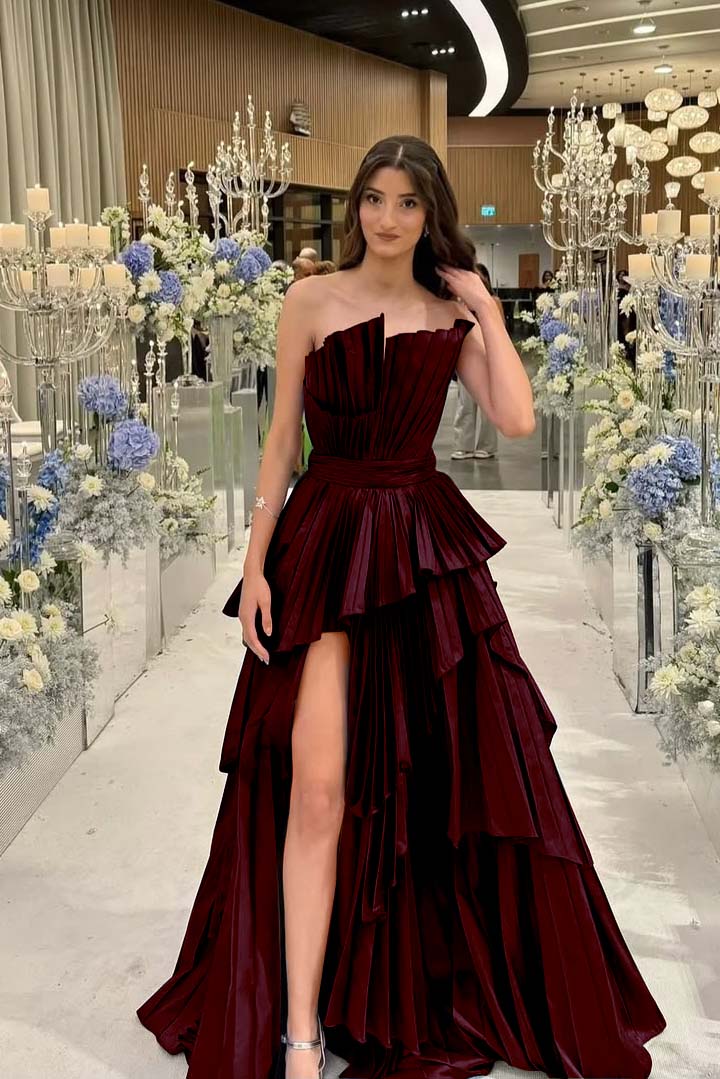 Charming Strapless Sleeveless Long Split Prom Dress With Pleated