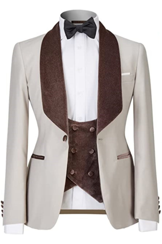 Chic Beige Shawl Lapel Three Pieces Men Suits For Wedding