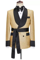 Chic Shawl Lapel Close Fitting Gold Wedding Suits