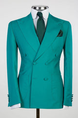 Chic Close Fitting Two Pieces Double Breasted Peaked Lapel Green Prom Suits