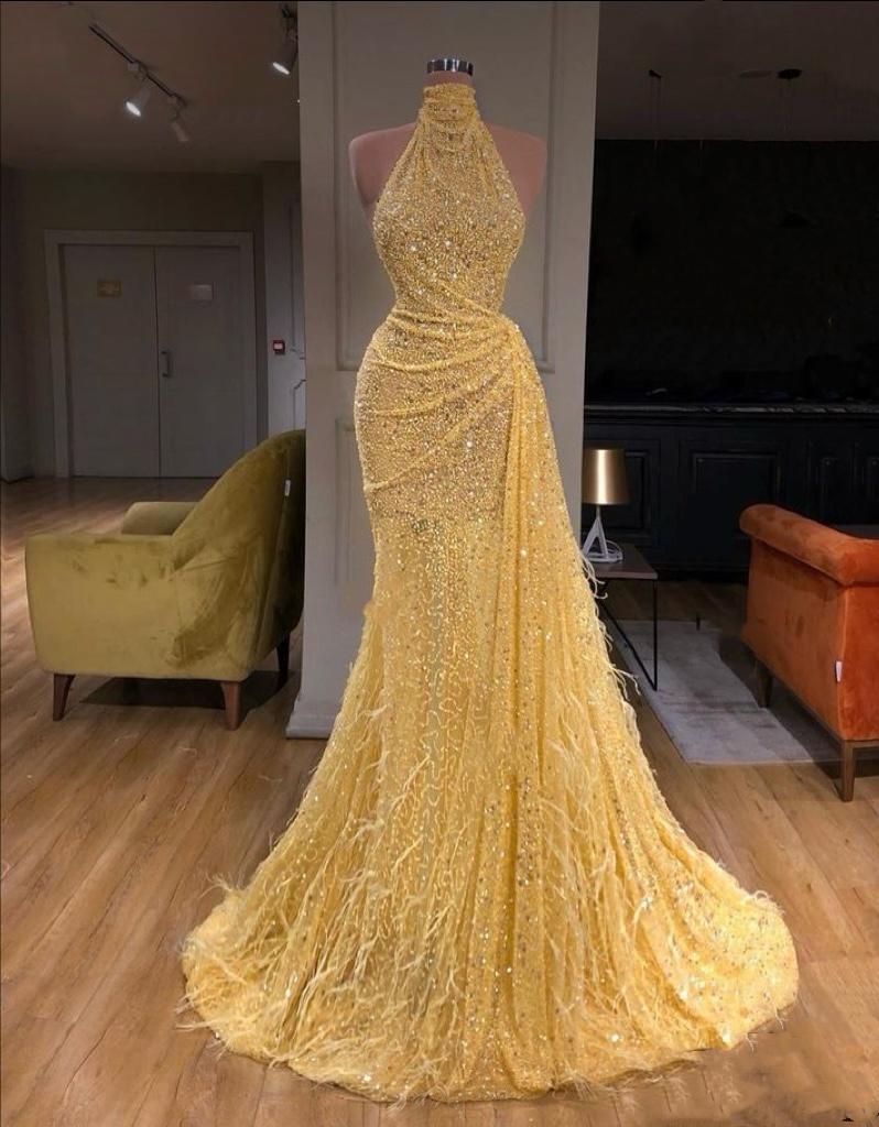 Chic Halter Sequins Sleeveless Slim Pleated Long Prom Dress With Feathers