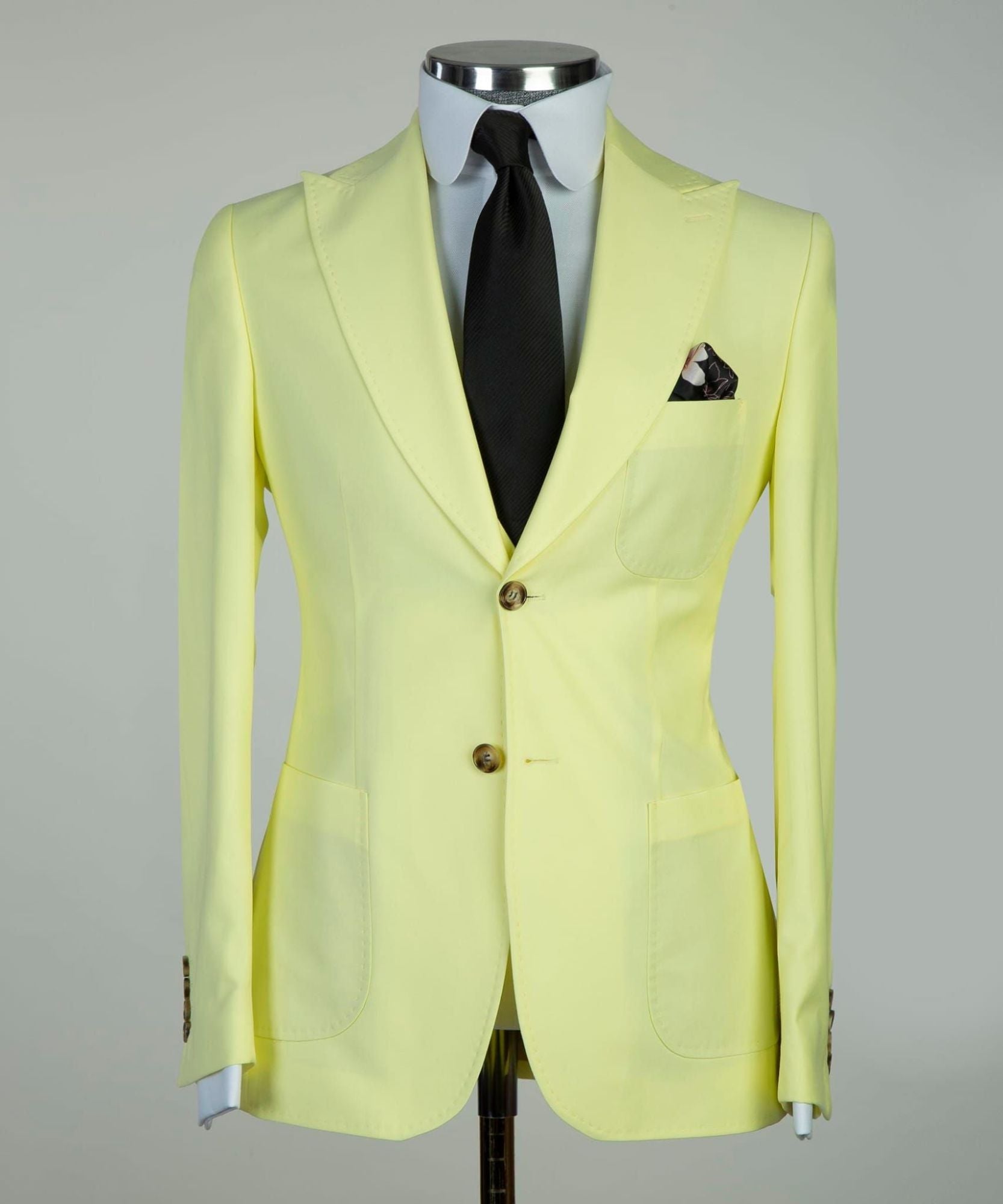 Chic Light Peaked Lapel Three Pieces Men Yellow Business Suits