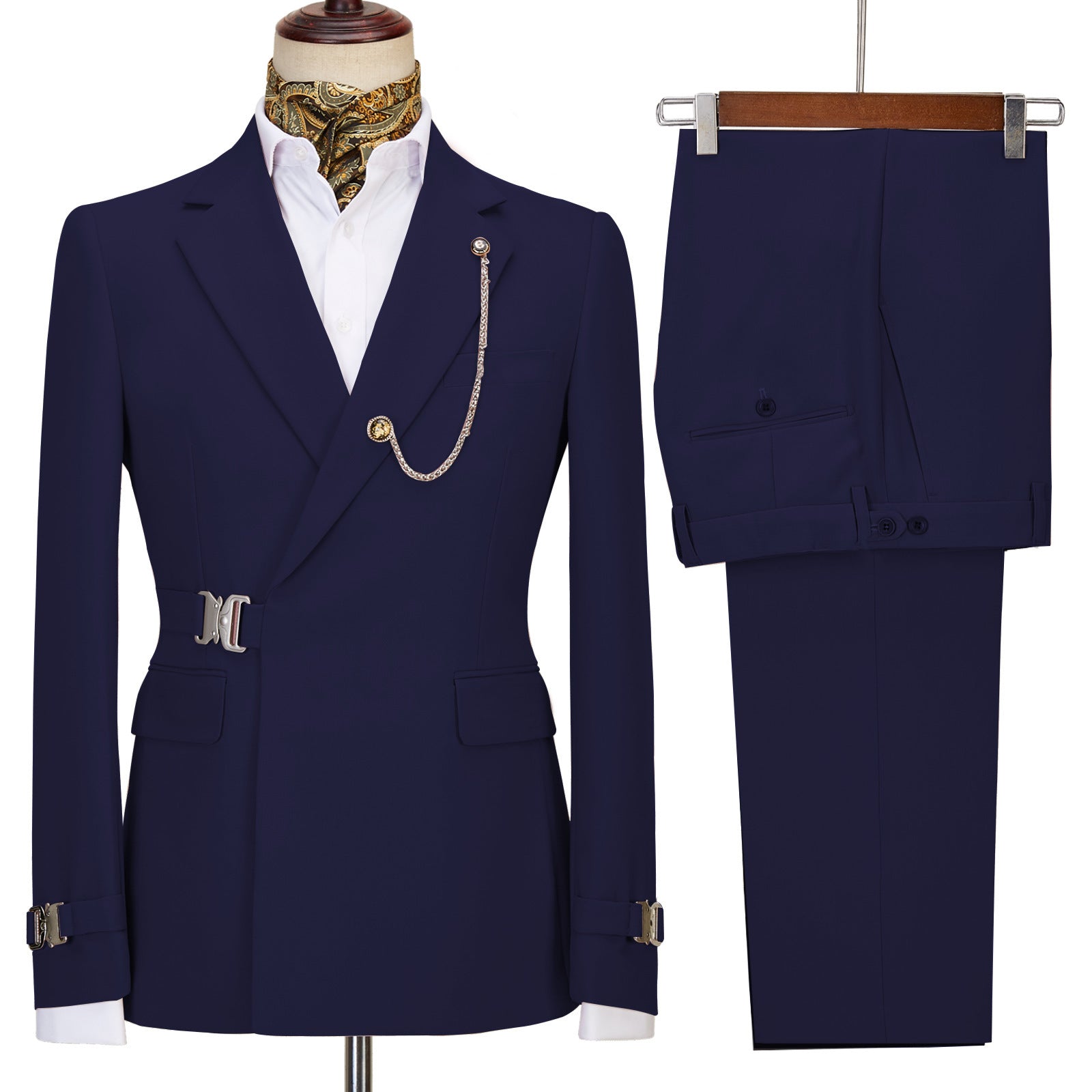 Chic Navy Blue Notched Lapel Men Suits For Prom