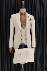 Chic Peaked Lapel Three Pieces Prom Suits For Men