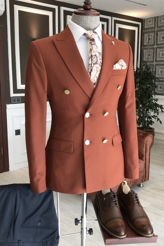 Chic Rufous Peaked Lapel Double Breasted Prom Suits For Men