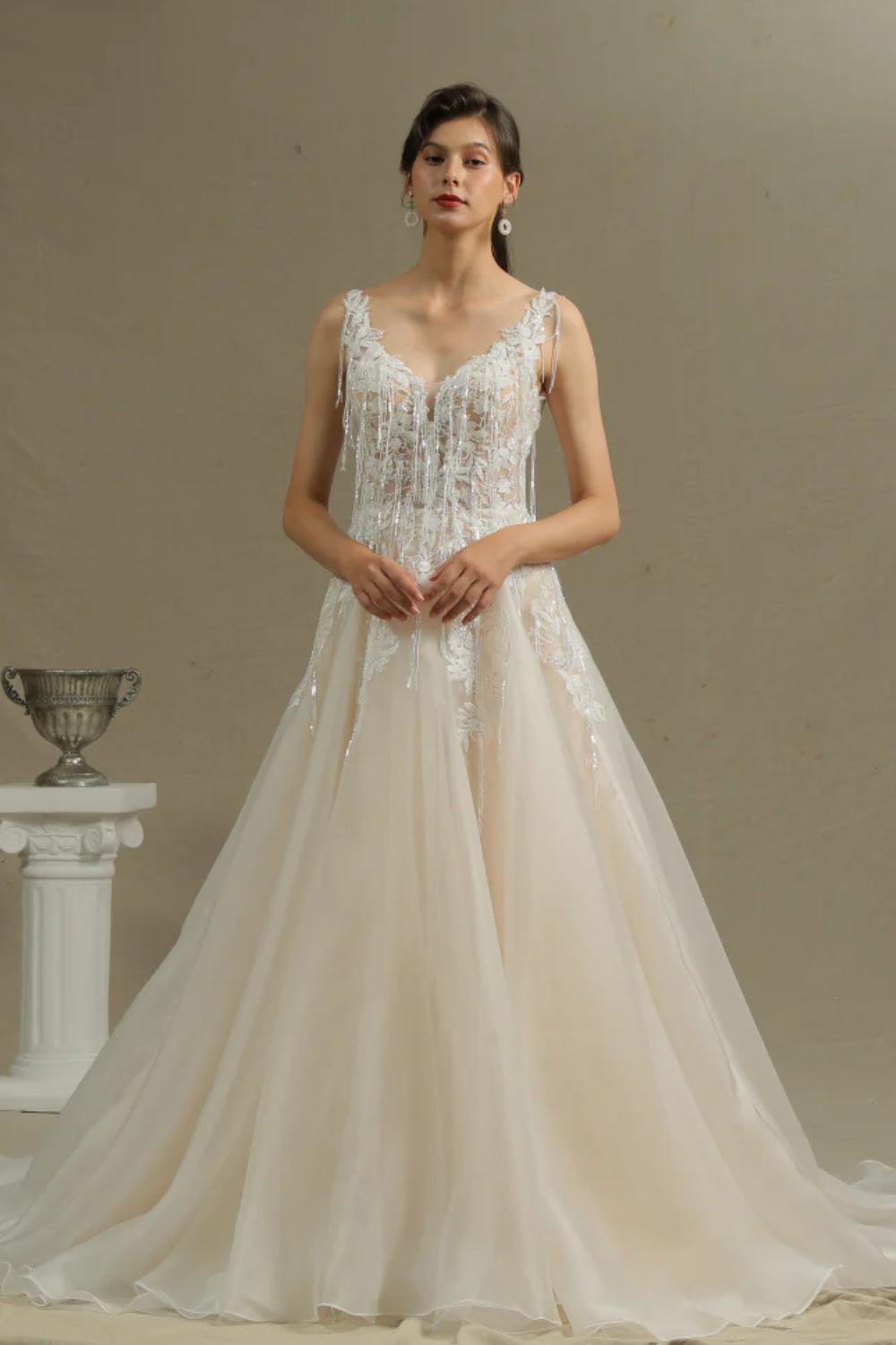 Chic V-neck Lace Wedding Dress Sleeveless Applique with Tassel Online-27dress