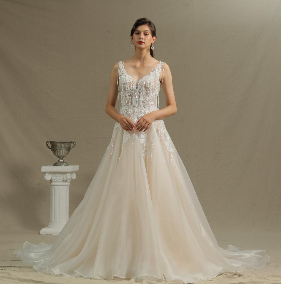 Chic V-neck Lace Wedding Dress Sleeveless Online-27dress