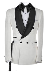 Chic Double Breasted White Wedding Suits With Black Shawl Lapel