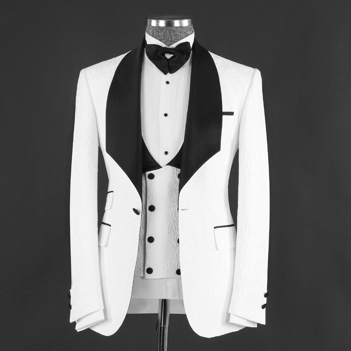 Chic Jacquard Three Pieces Shawl Lapel White Wedding Suits