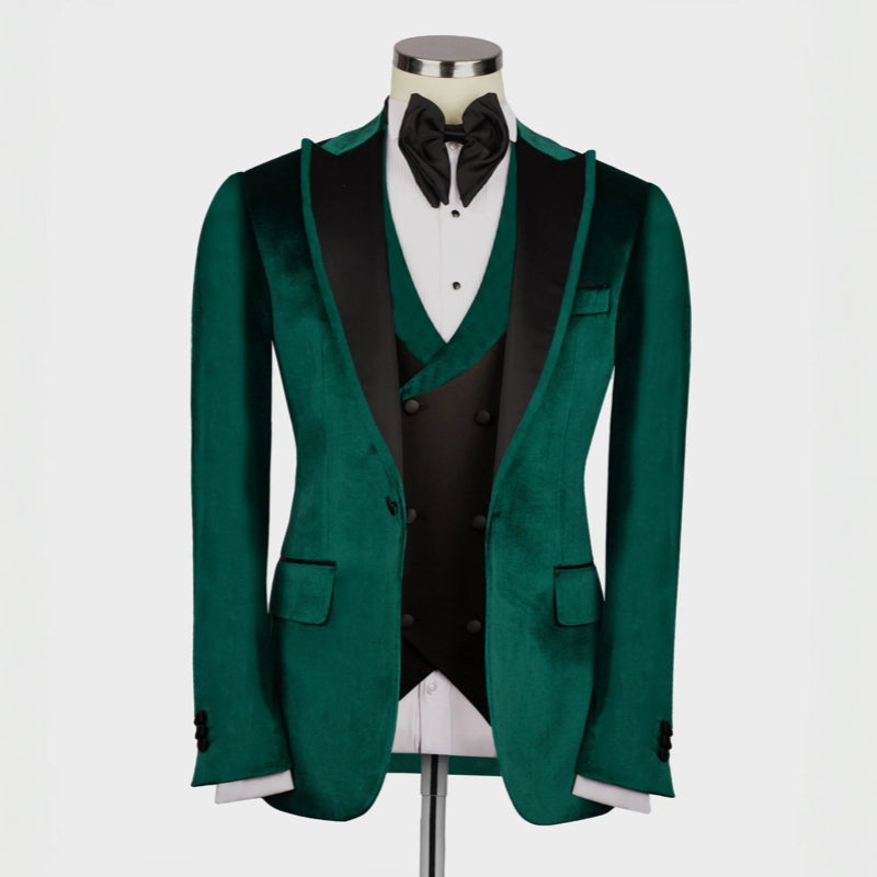 Dark Peaked Lapel Three Pieces Velvet Green Prom Suits