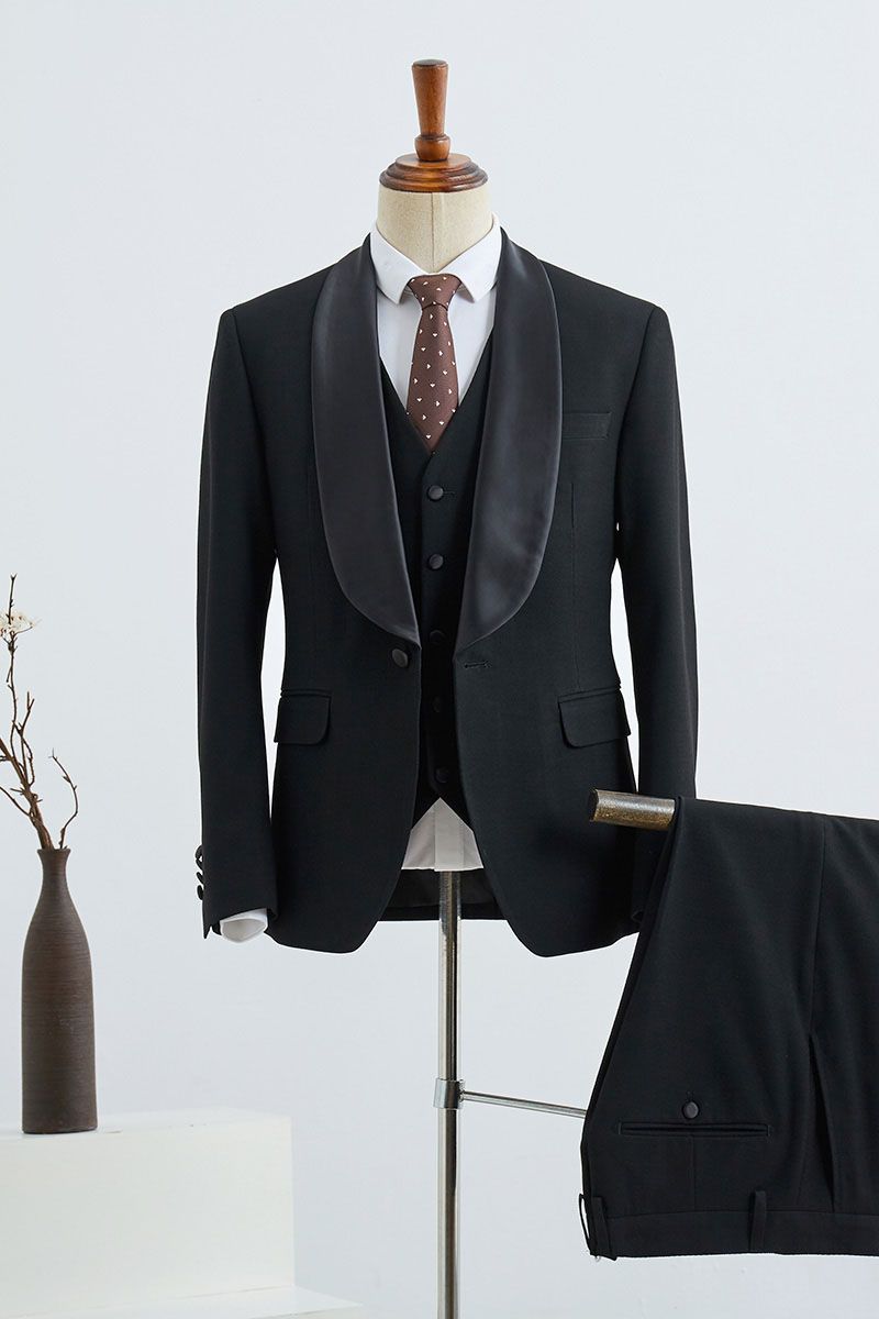 Elegant 3 Pieces Slim Fit Custom Wedding Suit For Grooms