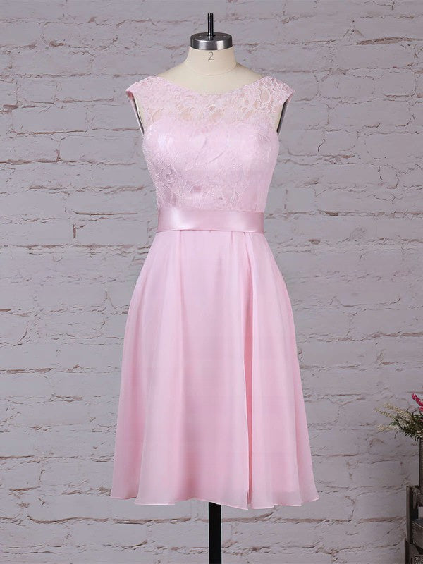 Elegant Lace Chiffon Scoop Neck A-line Knee-length Bridesmaid Dresses with Sashes/Ribbons
