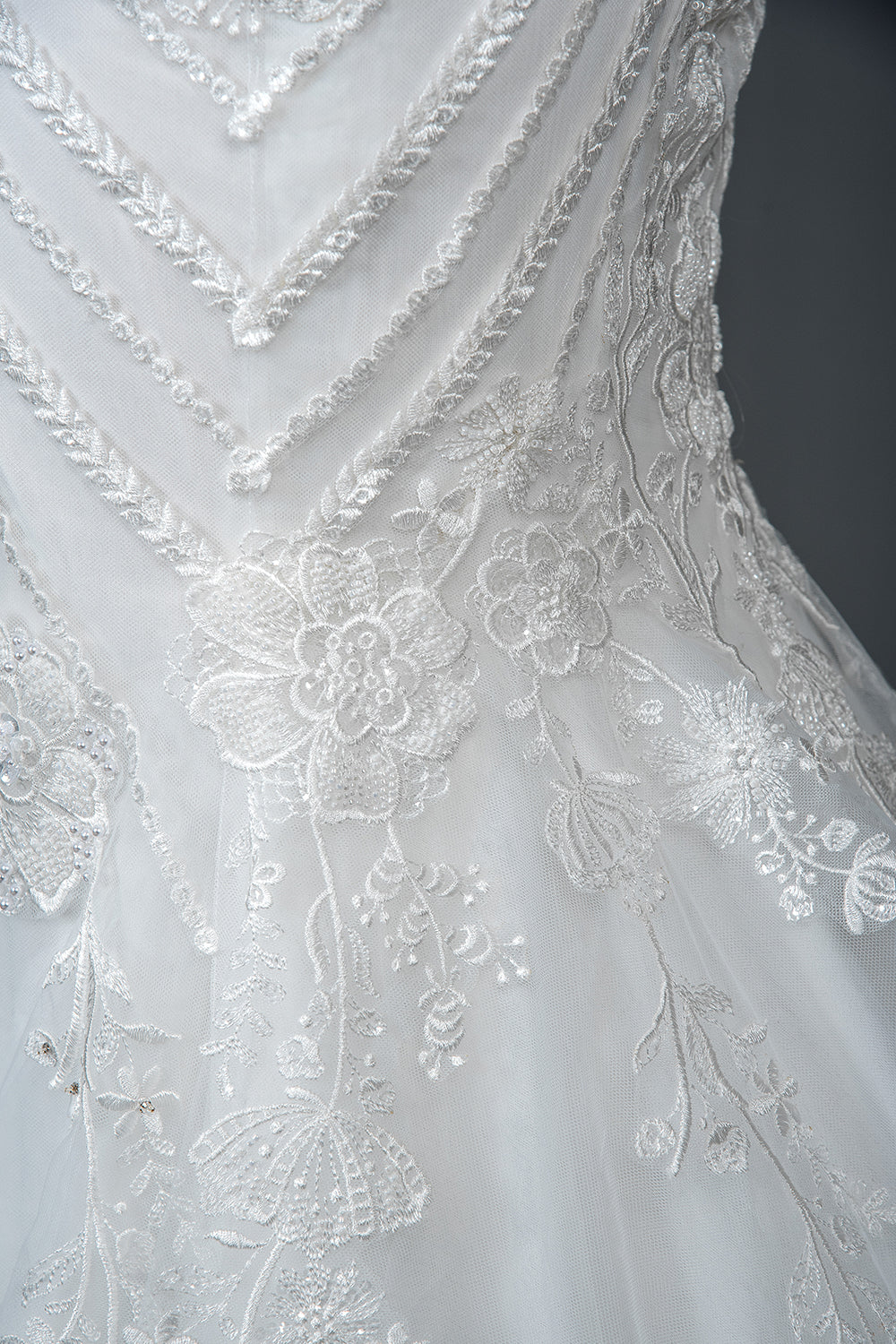 Elegant Scoop Mermaid Lace Wedding Dress Zipper Button Back-27dress