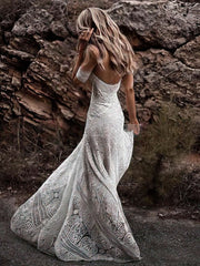 Elegant Sheath/Column Sweetheart Lace Sweep Train Wedding Dress