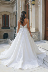 Elegant Spaghetti Straps Ball Gown Lace Wedding Dress-27dress