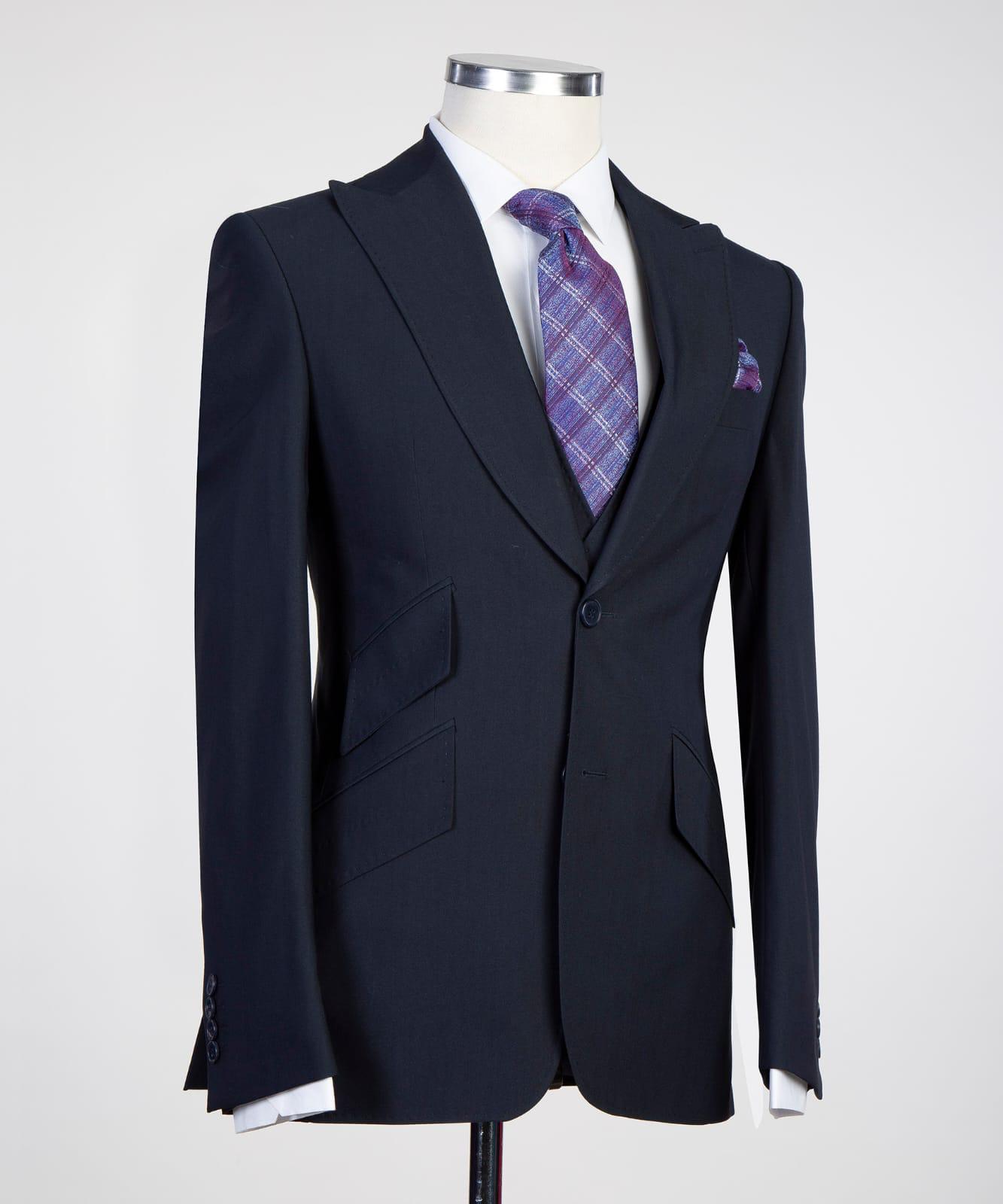 Fashion Three Pieces Peaked Lapel Men Dark Navy Business Suits