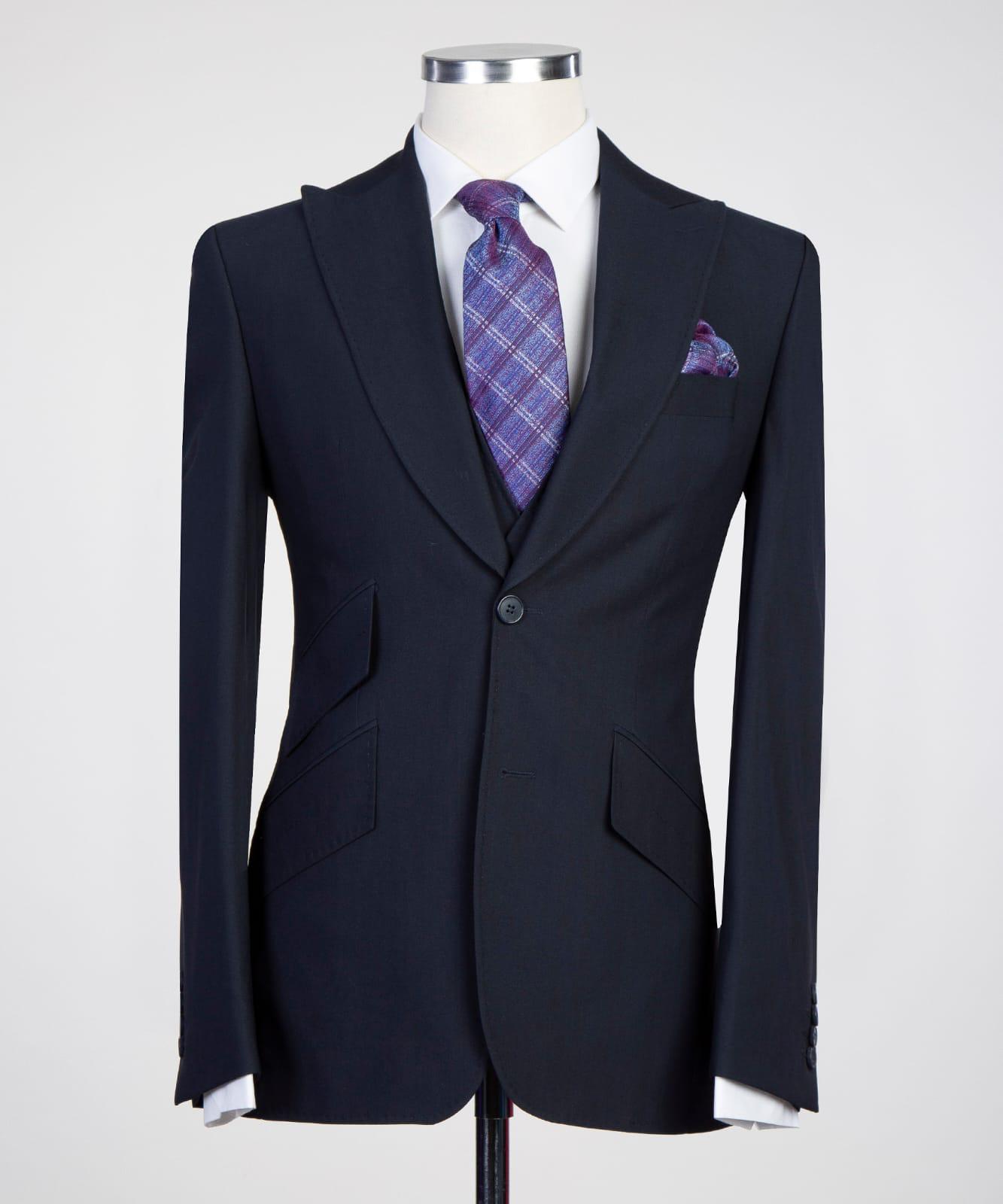 Fashion Three Pieces Peaked Lapel Men Dark Navy Business Suits