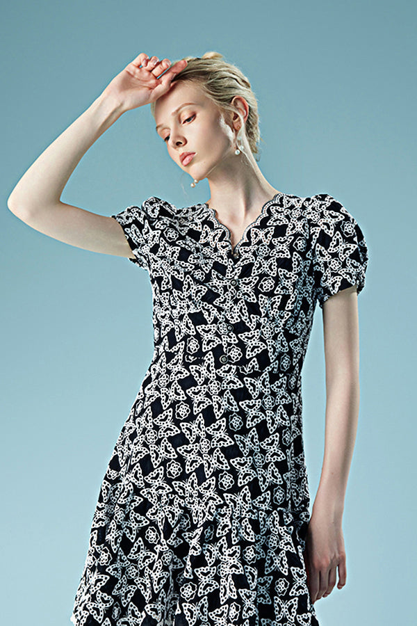 27Dress Fashion Short Sleeves V-neck A-line Dresses