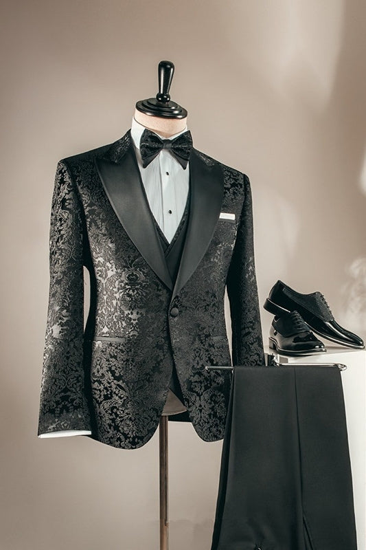Formal Peaked Lapel Three Pieces Jacquard Black Prom Suits
