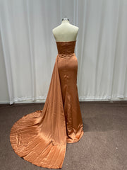 27DRESS Formal Sleeveless Crew Neck Evening Dresses with Side Train