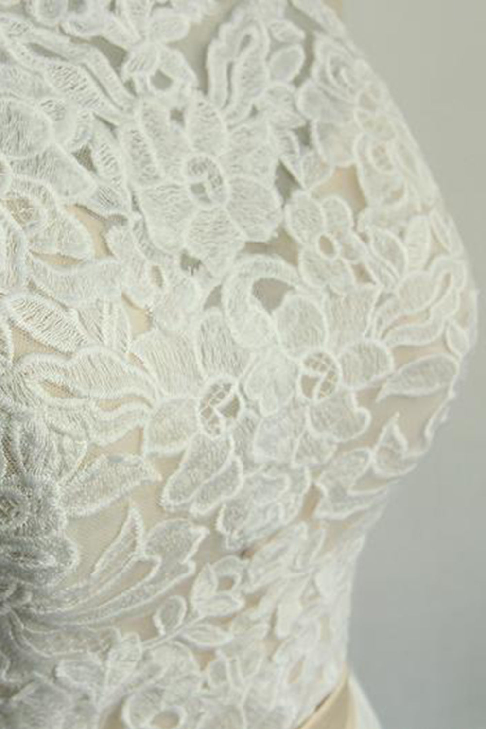 Glamorous Halter Ivory A-line Wedding Dresses Lace Tulle Ruffles Bridal Gowns With Appliques Online-27dress