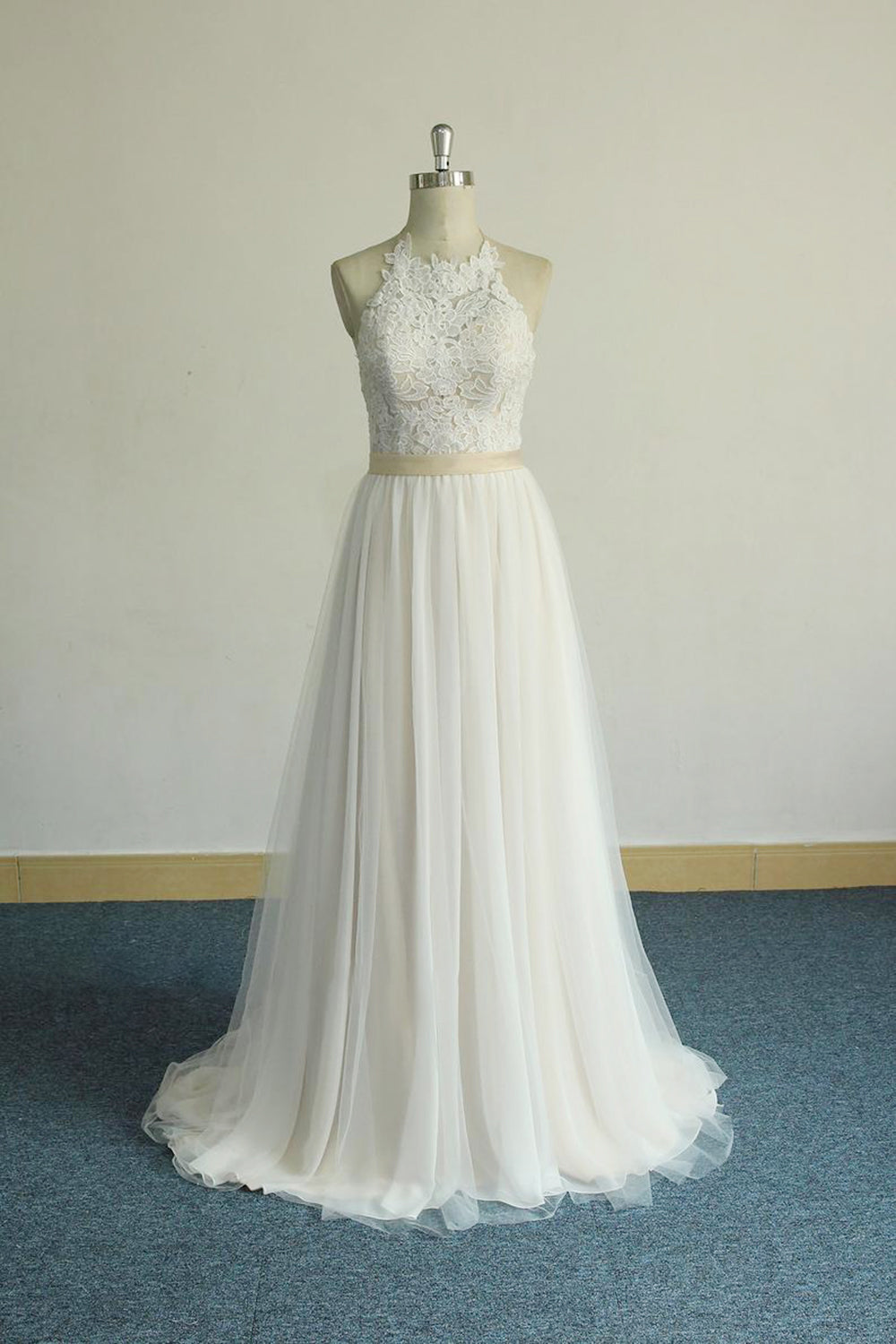 Glamorous Halter Ivory A-line Wedding Dresses Lace Tulle Ruffles Bridal Gowns With Appliques Online-27dress