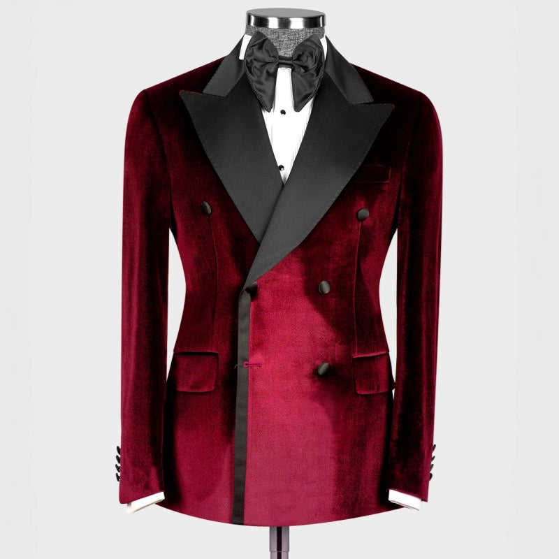 Gorgeous Peaked Lapel Double Breasted Velvet Burgundy Prom Suits