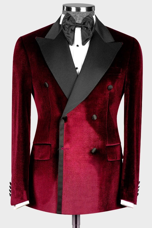 Gorgeous Peaked Lapel Double Breasted Velvet Burgundy Prom Suits