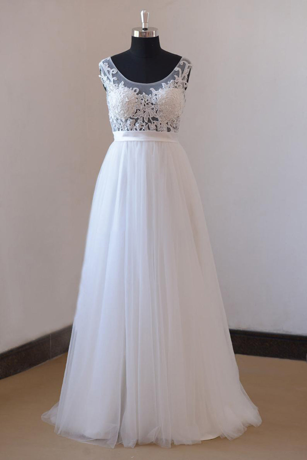 Gorgeous Jewel Appliques Sleeveless Wedding Dress Tulle Ruffles White Bridal Gowns On Sale-27dress