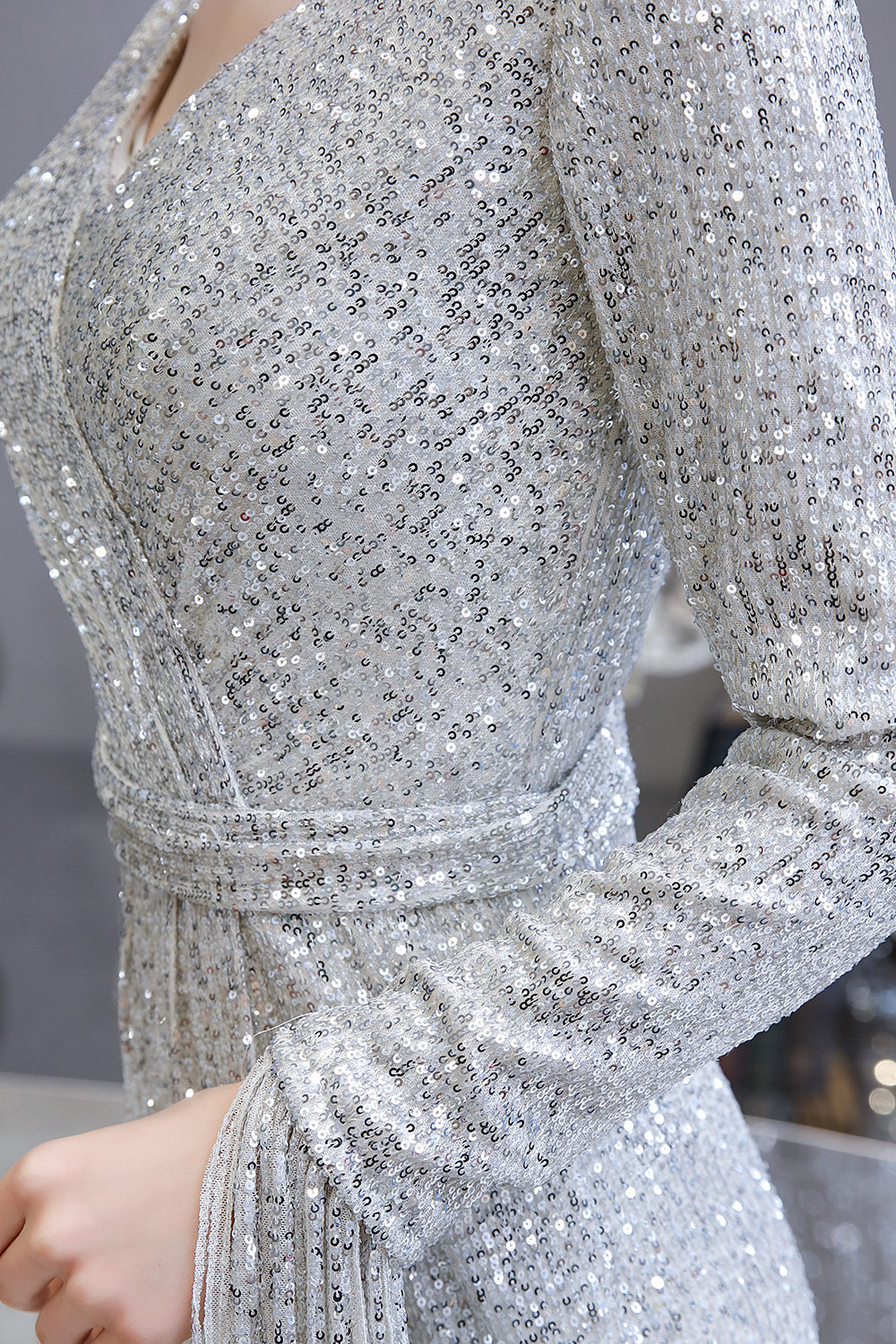 Gorgeous Sequins Long Sleeve V-Neck Mermaid Evening Gowns-27dress