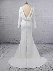 Gorgeous Trumpet/Mermaid Scoop Neck Satin Chiffon Sweep Train Wedding Dresses