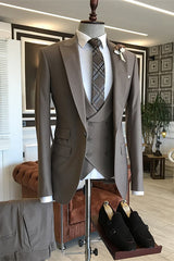 Peaked Lapel Three Pieces Bespoke Gray Business Suits