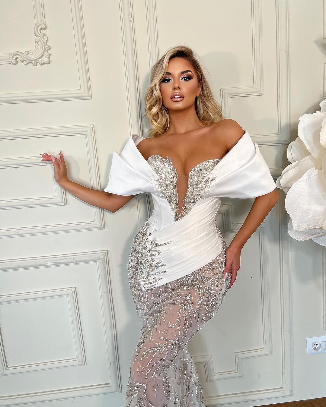 Heavy White Off the Shoulder Long Prom Dress Sleeveless Tulle