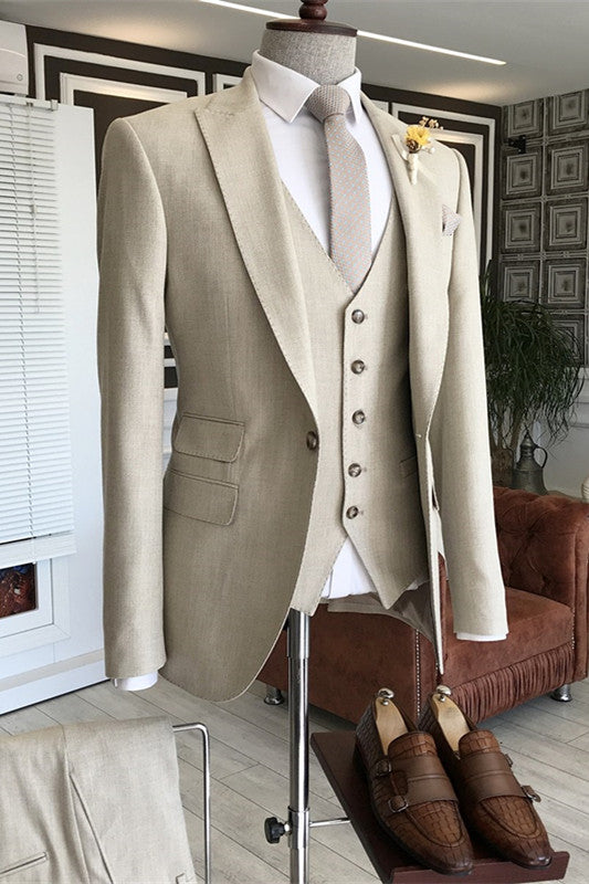 Peaked Lapel Three Pieces Fancy Ivory White Prom Suits