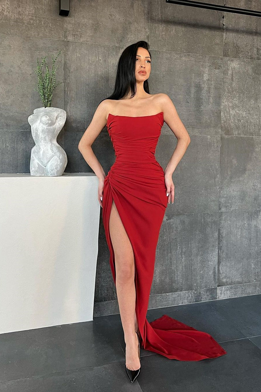 Mermaid Strapless Sleeveless Long Prom Dress With Split Pleated