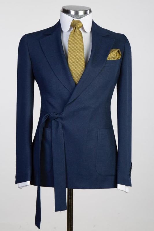 Notched Lapel Two Pieces Classic Navy Blue Prom Suits