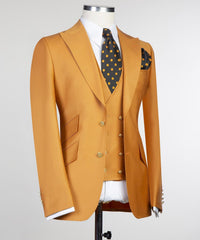 New Arrival Dark Peaked Lapel 3-Pieces Fashion Men Yellow Business Suits