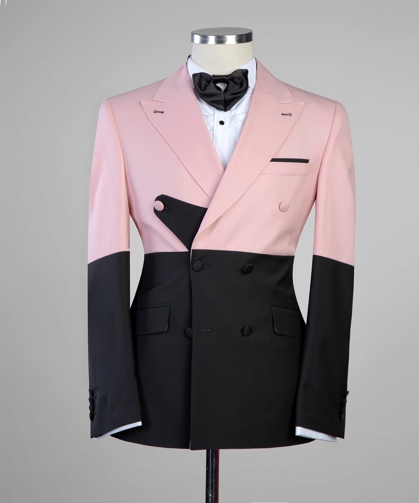 New Arrival Pink And Black Double Breasted Peaked Lapel Prom Men Suits