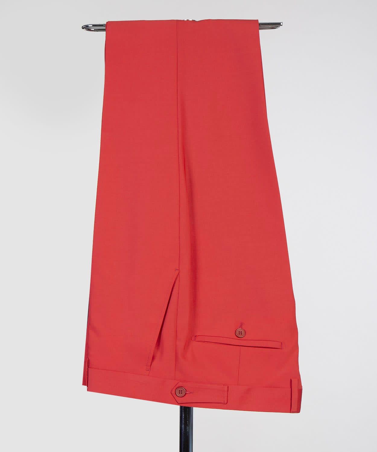 New Arrival Peaked Lapel Three Pieces Fashion Red Prom Suits